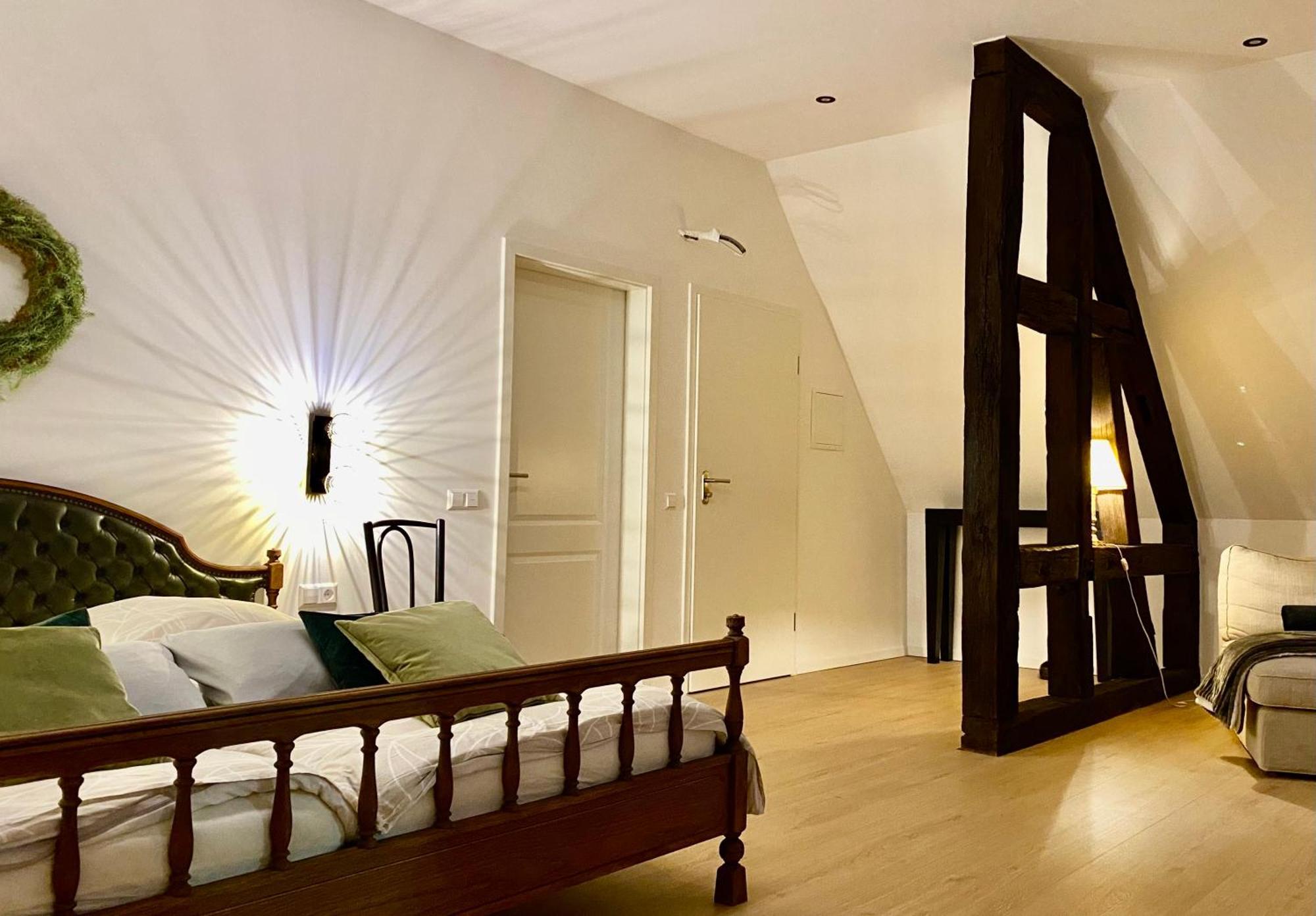 Sonnenhof 1737 - Ferienzimmer & Apartments Barbelroth Екстер'єр фото