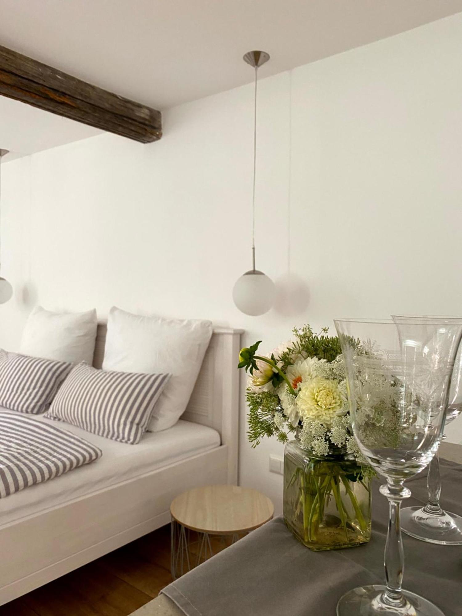 Sonnenhof 1737 - Ferienzimmer & Apartments Barbelroth Екстер'єр фото